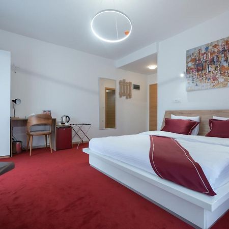 Austrian Palace Hotel Скопие Екстериор снимка