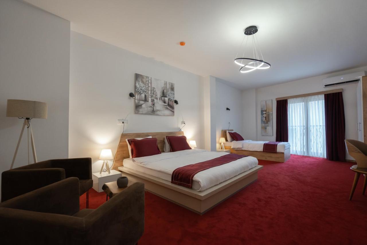 Austrian Palace Hotel Скопие Екстериор снимка